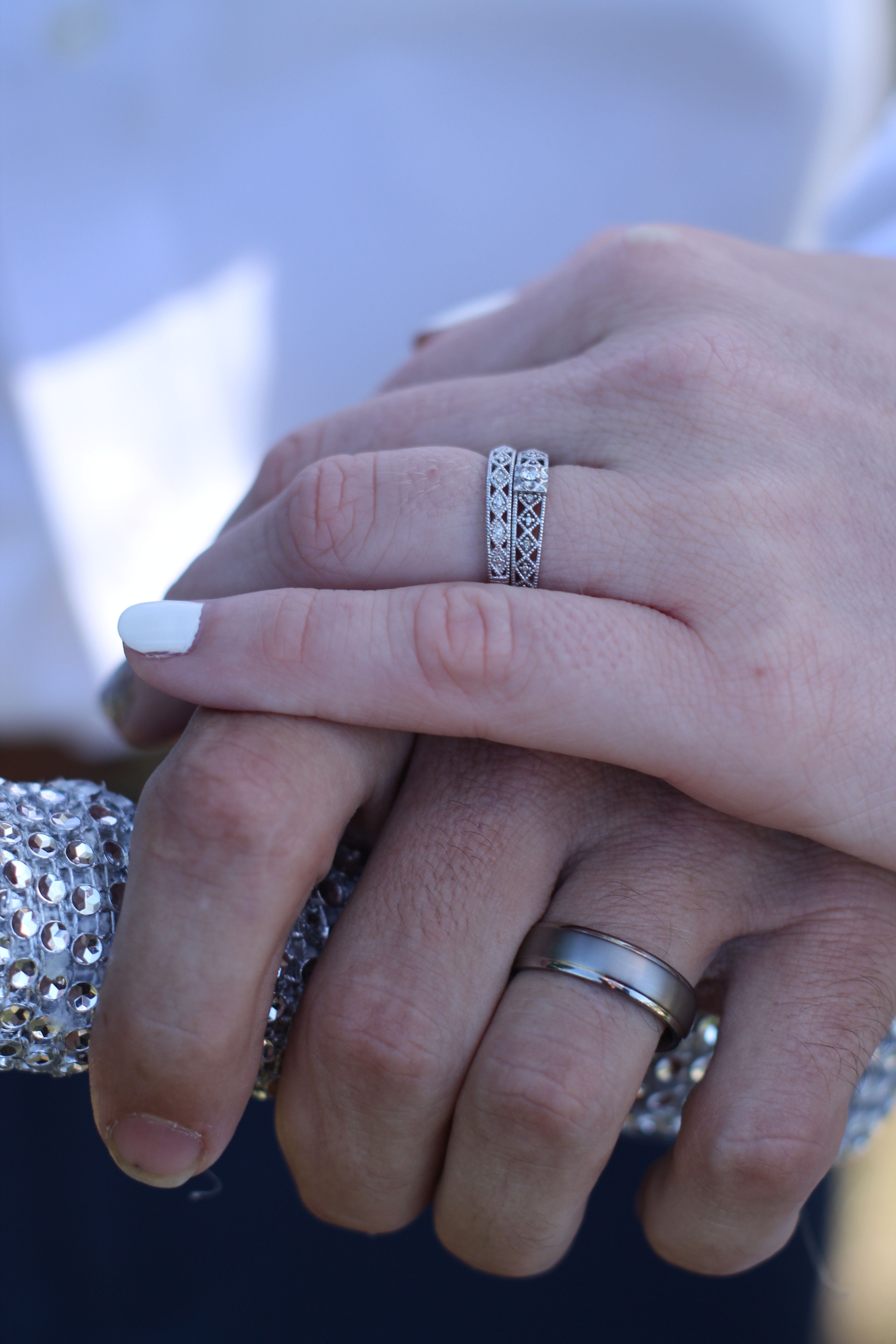 How to identify a raw diamond?