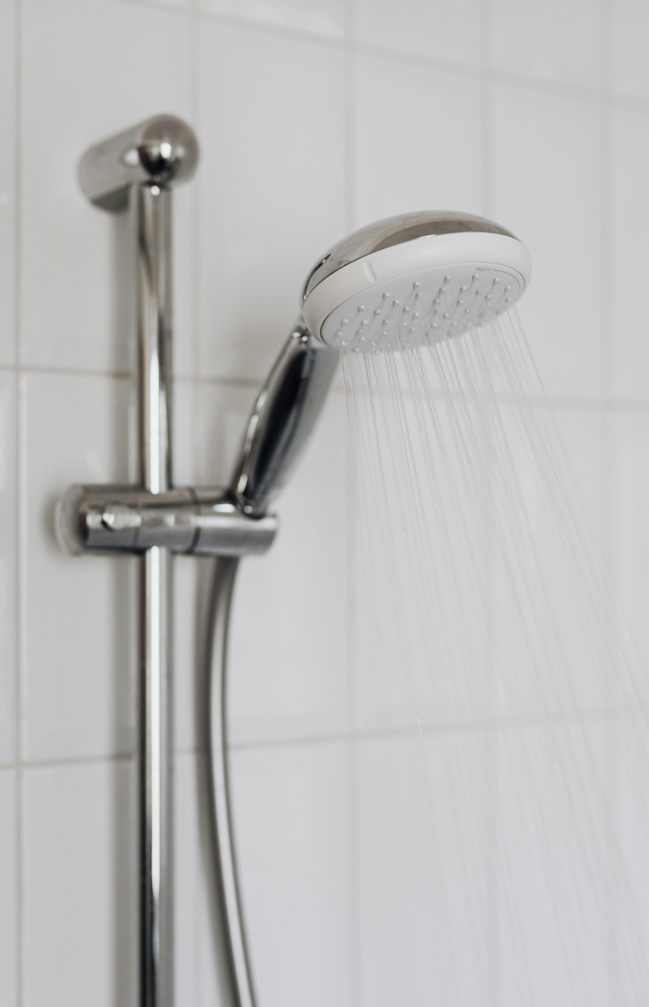 Can I Wear My Diamond Ring In The Shower?