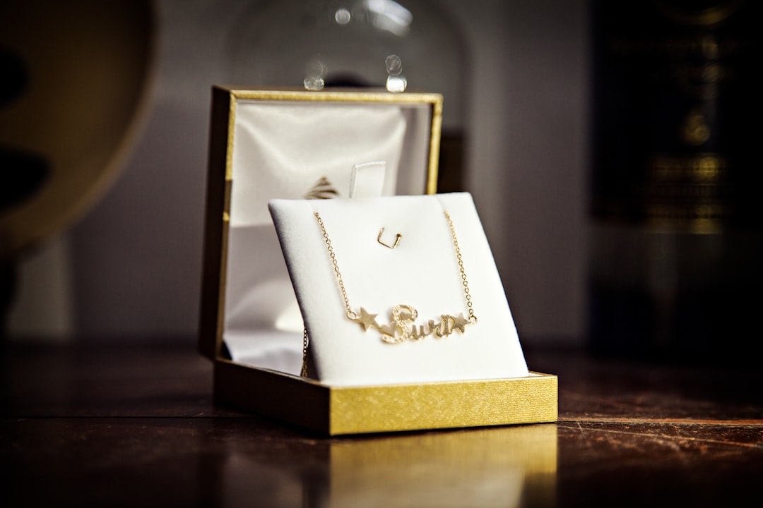Everything You Need to Know About 18k Rose Gold Name Necklaces