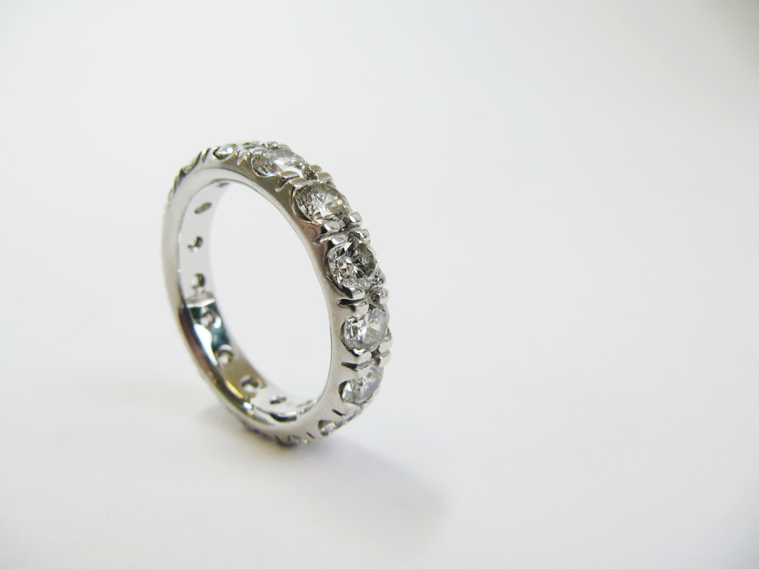 How to Redesign Your Ring Without Losing Its Sentimental Soul