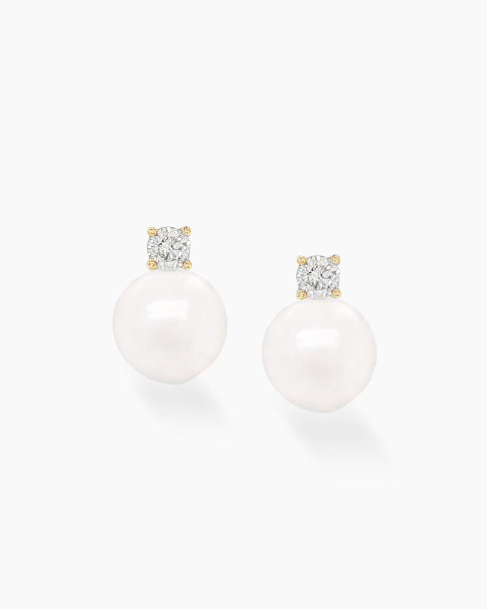 Elara | Pearl and Diamond Stud Earrings