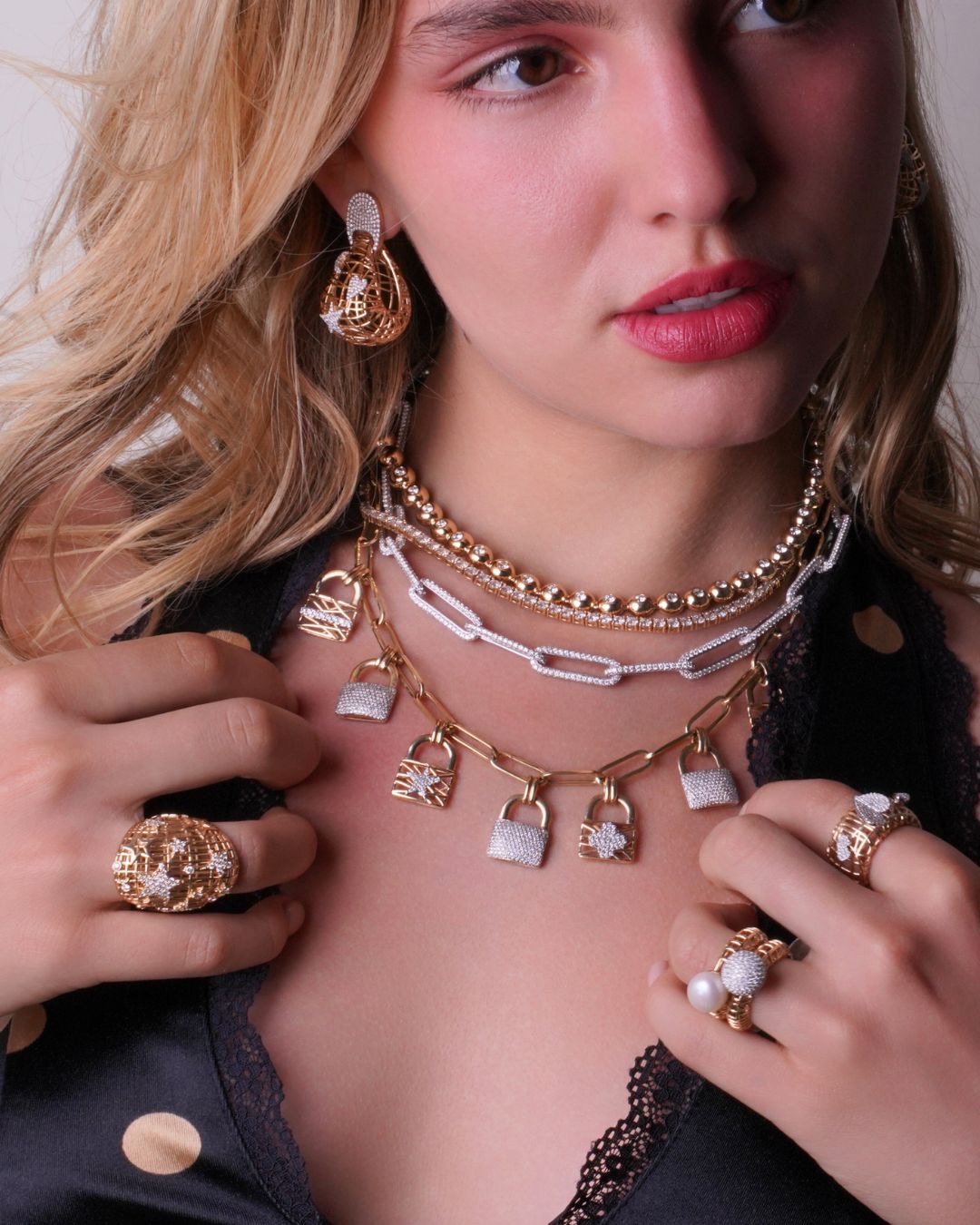 Astral Cage | Large Diamond Star Dome Statement Ring