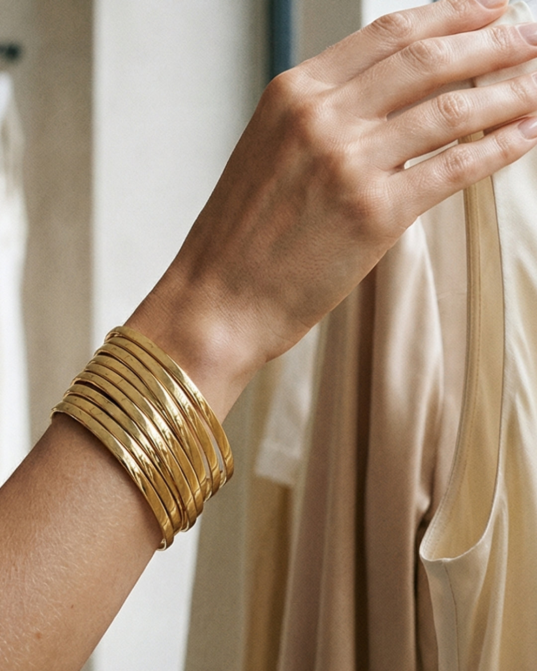 Semanario | Flat Edge Bangle Bracelet