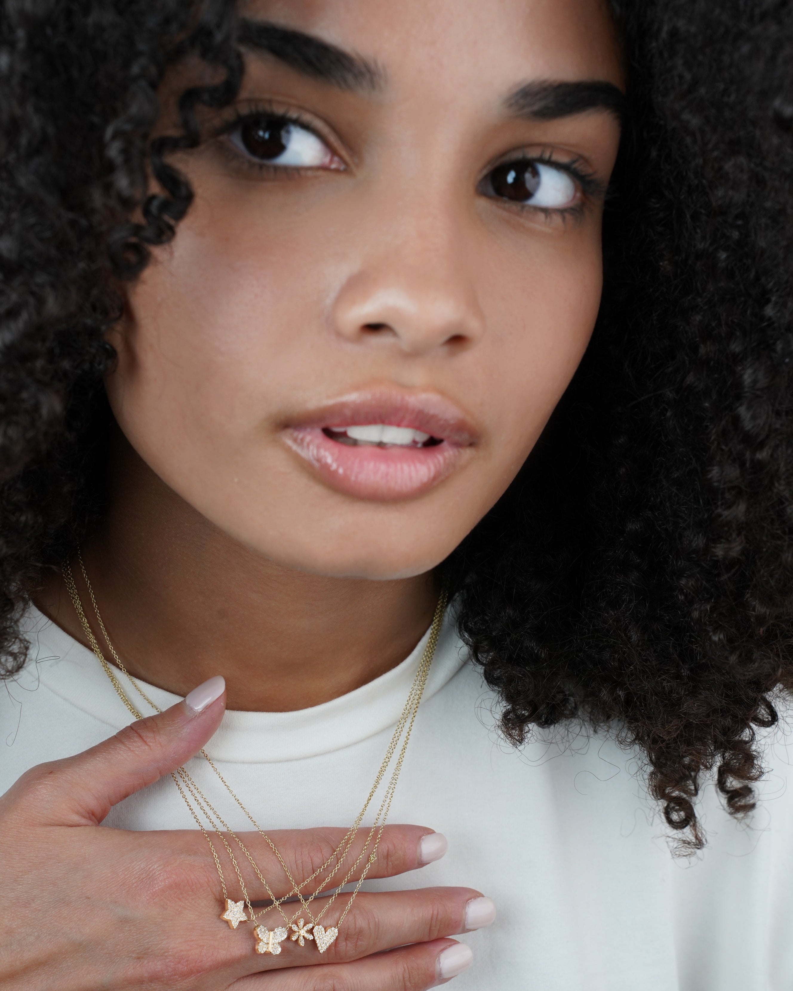 Diamond Daisy Pendant Necklace