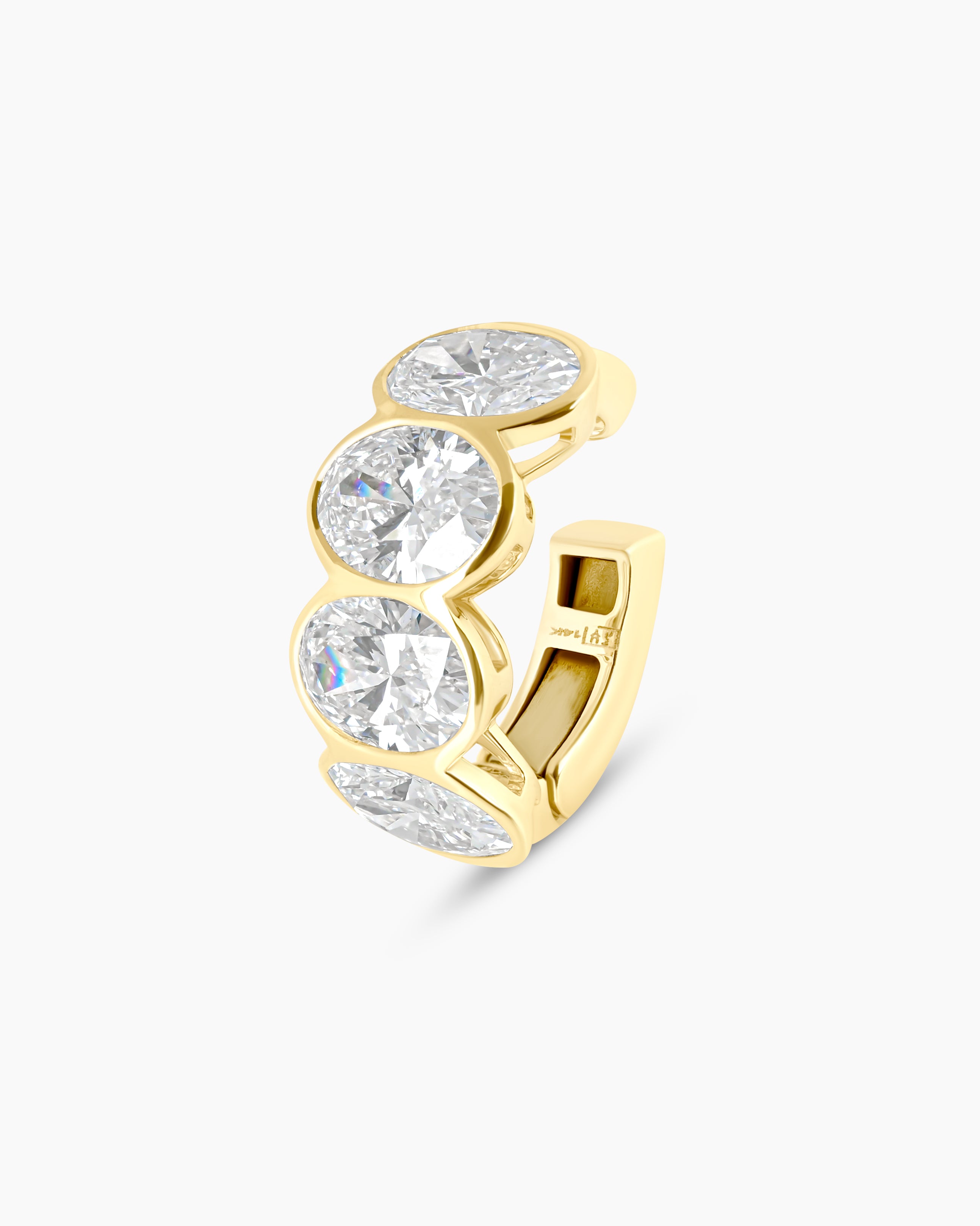 Vienna | Oval Cut Lab Diamond Ear Cuff