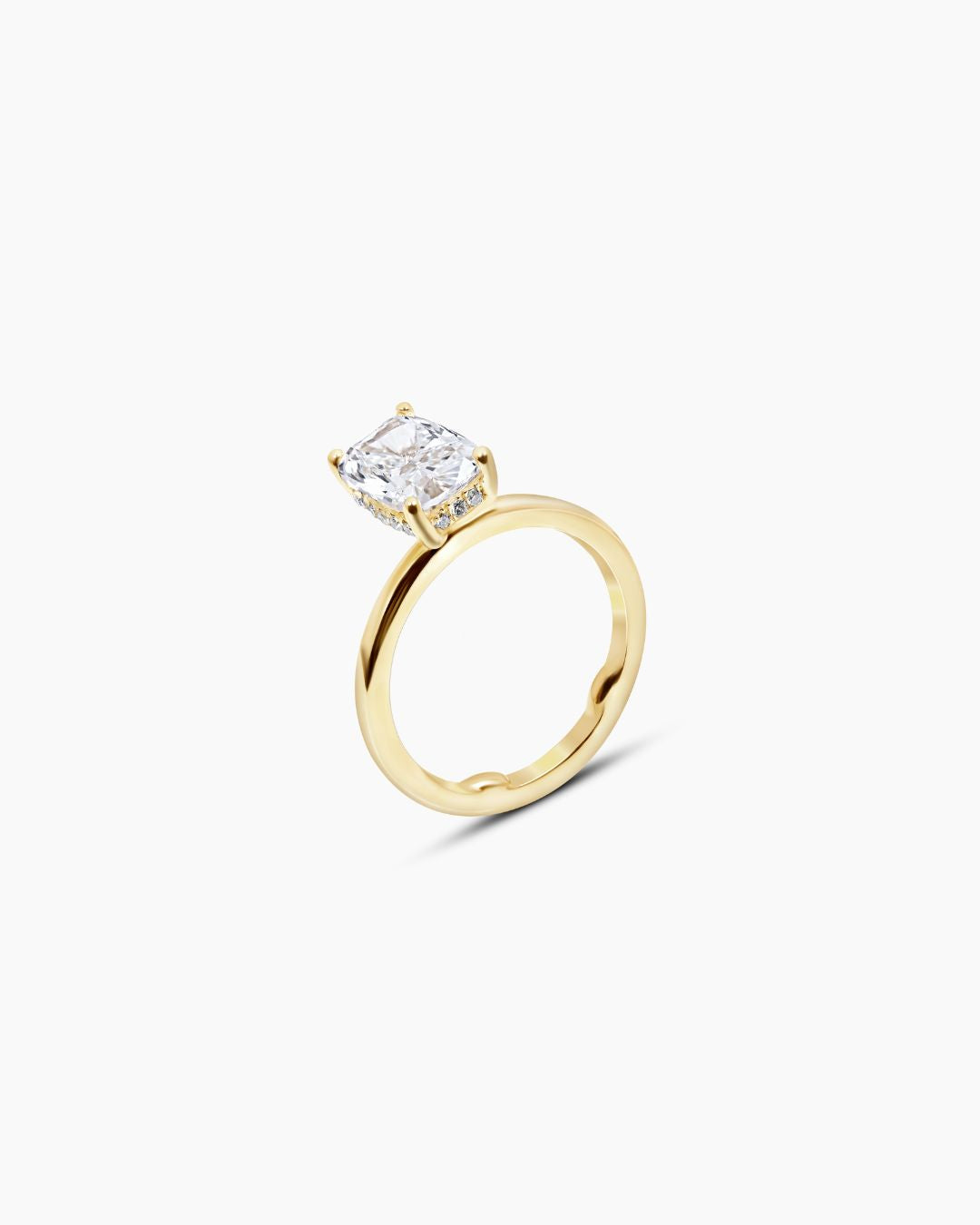 Cushion Cut Diamond Engagement Ring