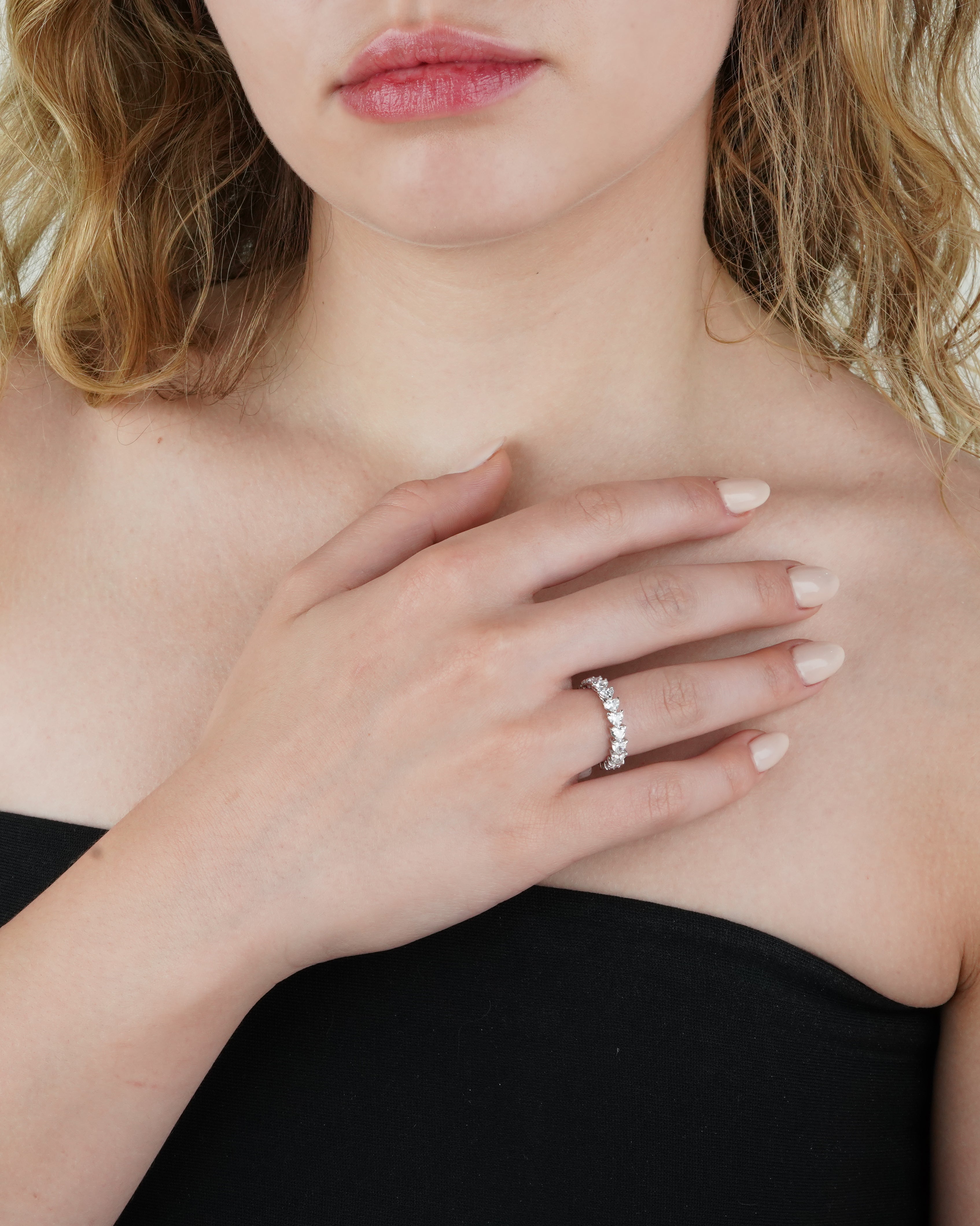 Diamond Hearts Eternity Band