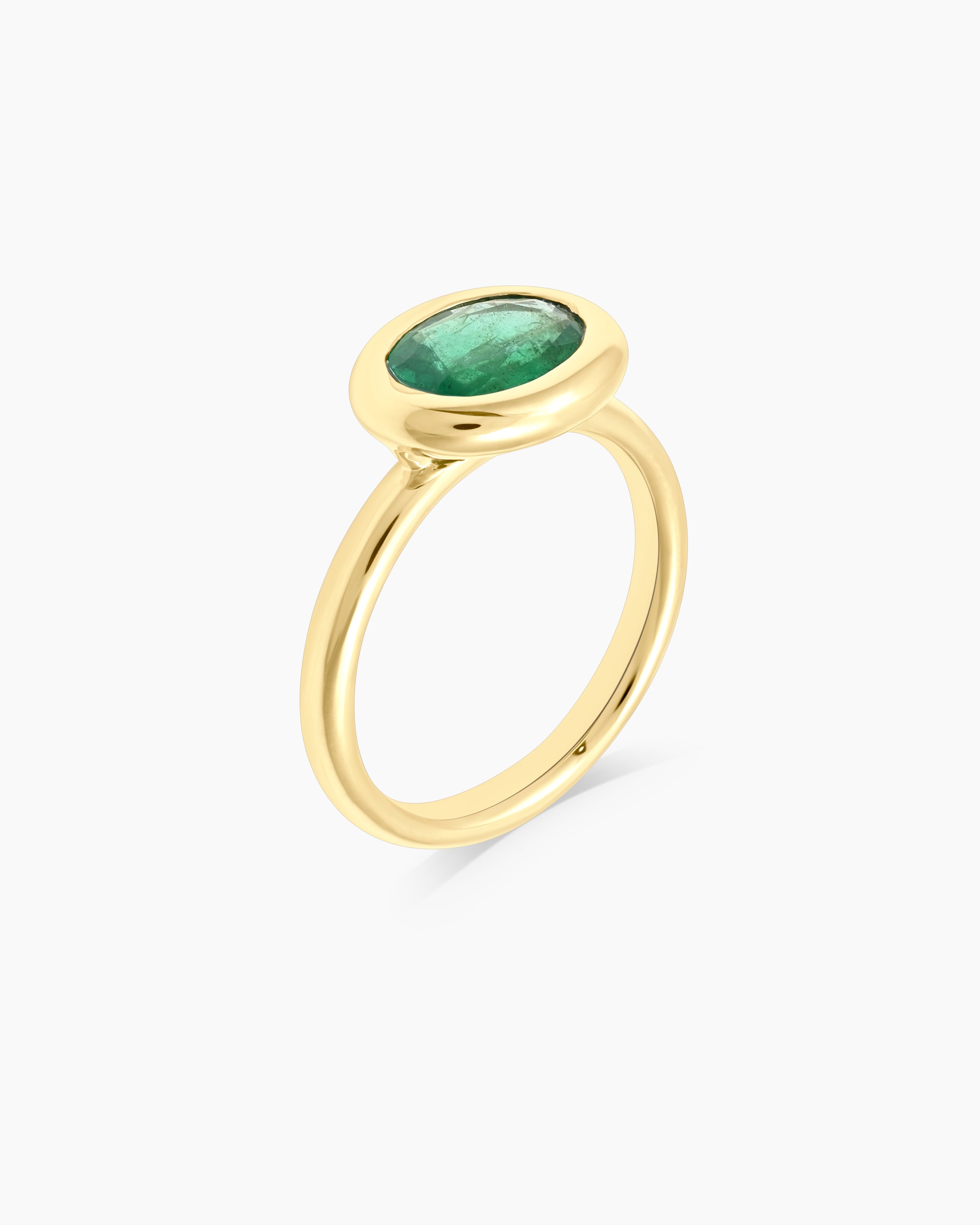 Oasis | Oval Emerald Stackable Ring