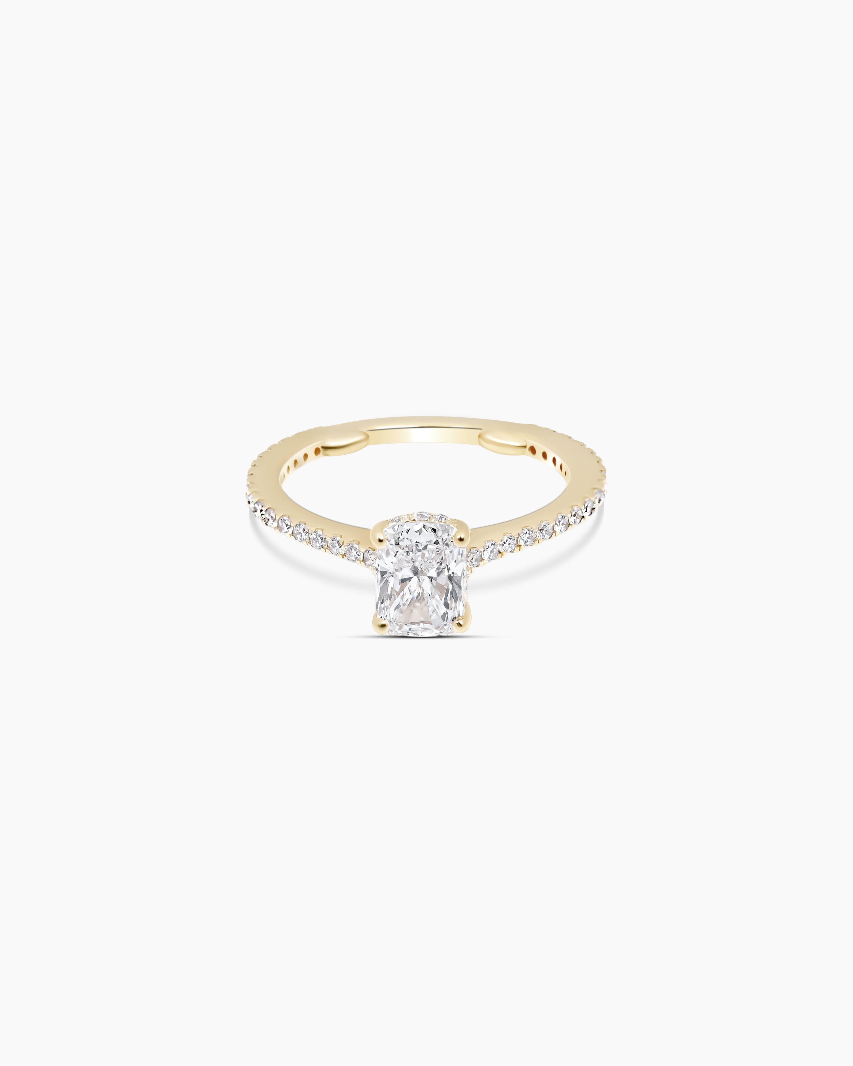Radiant Cut Diamond Engagement Ring