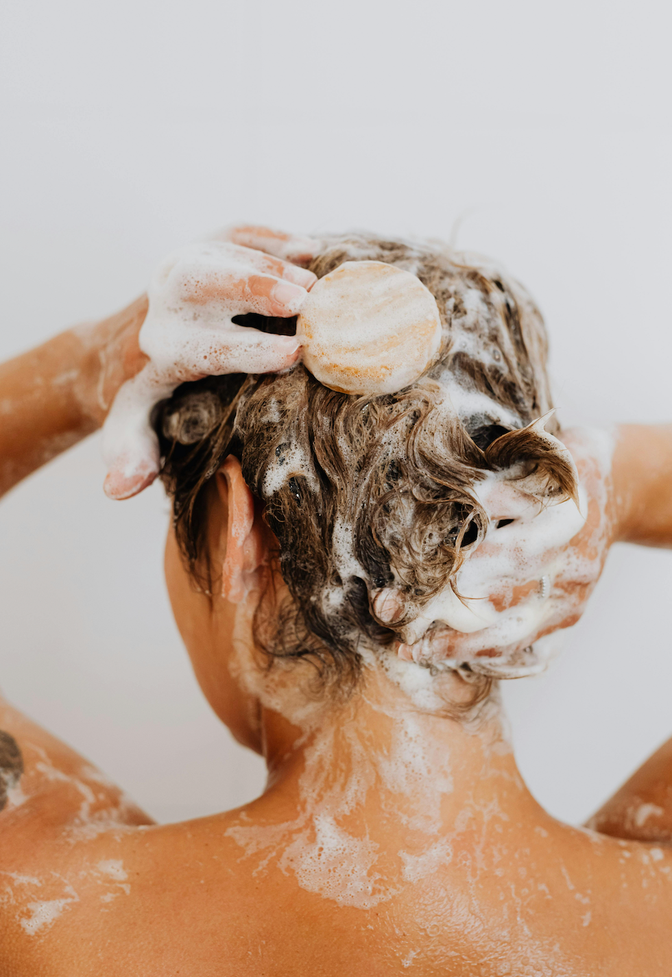 Can A Diamond Ring Be Worn In The Shower?