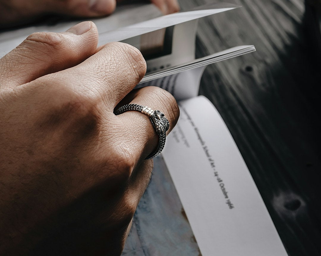Personalize Your Look with Custom Engraved Rings for Men
