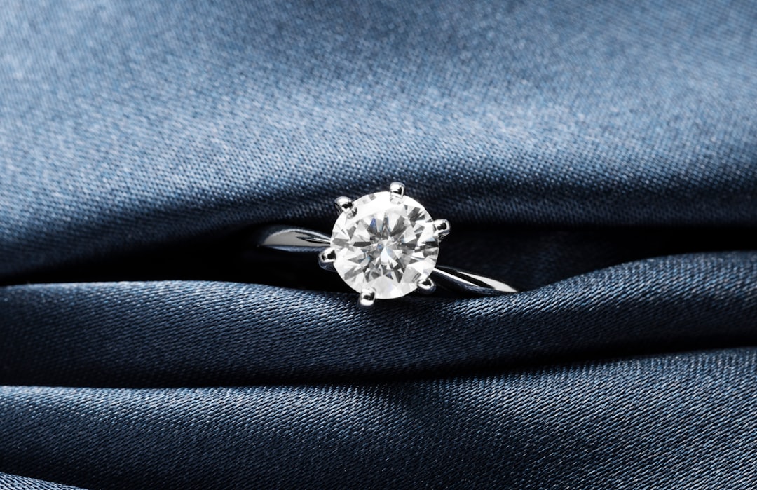 The Ins and Outs of Lab Diamond Jewelry
