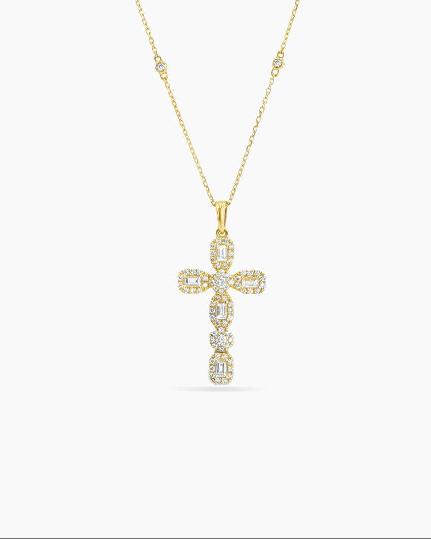Aurielle | Diamond Cross Pendant Necklace