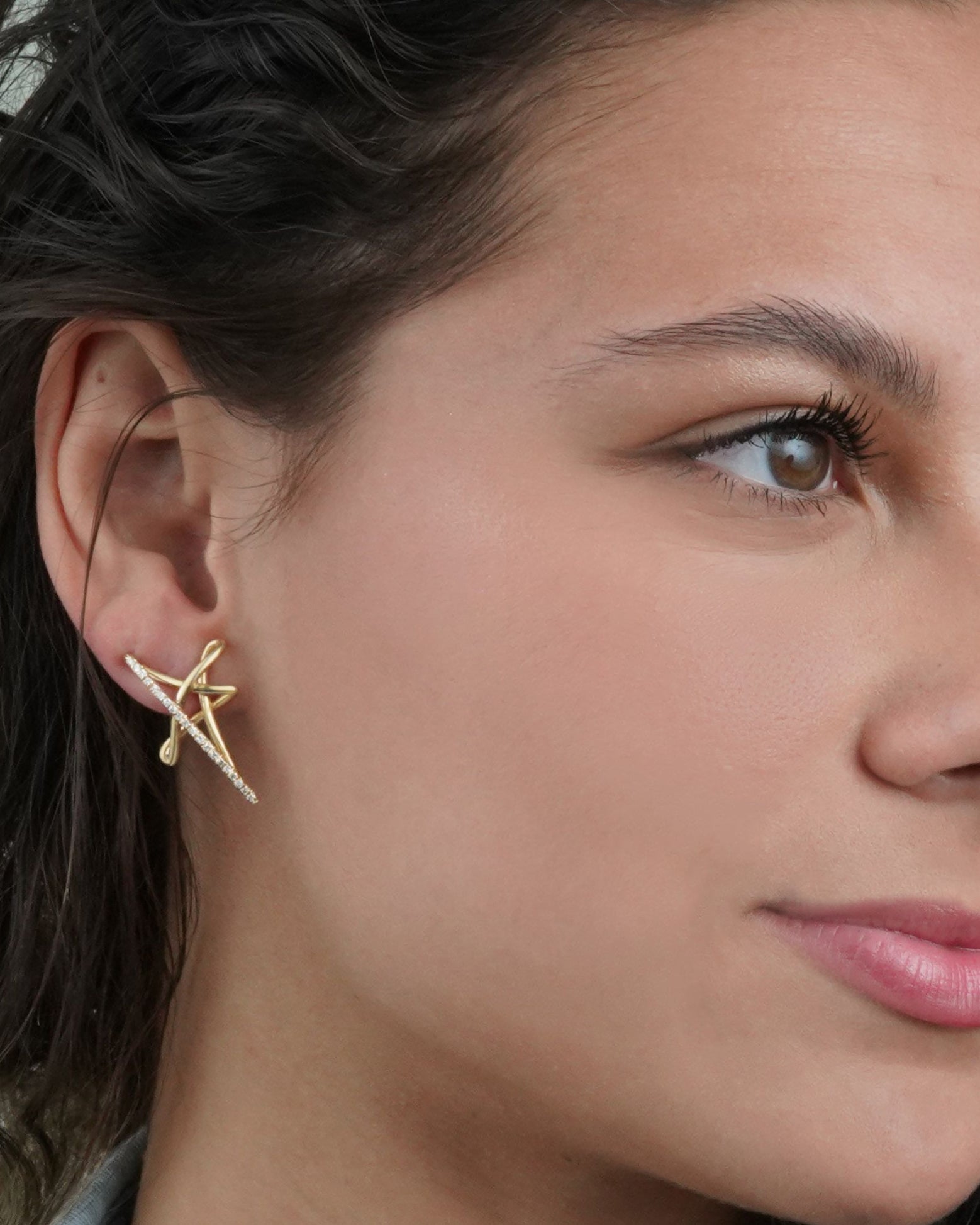 Superstar | Medium Diamond Star Scribble Earrings